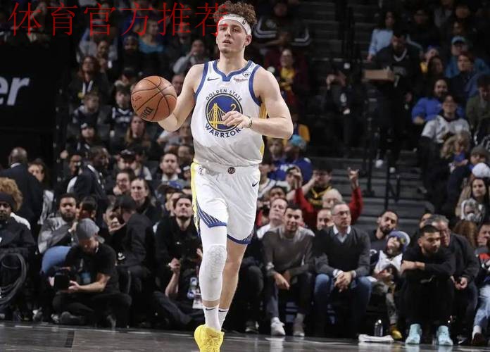 科尔又把比赛搞崩!关键时刻三后卫+传切,为什么不用理查德? 科尔又把比赛搞崩!关键时刻三后卫+传切,为什么不用理查德?